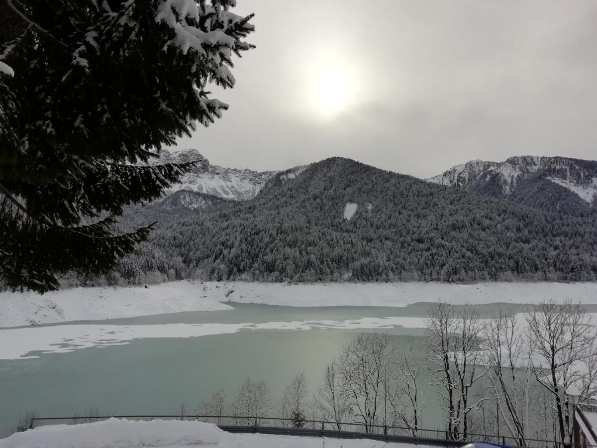 Elison-On The Lake B&B Саурис Экстерьер фото